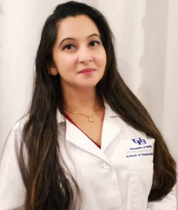 Dr. Rachna Bakshi - Dentist